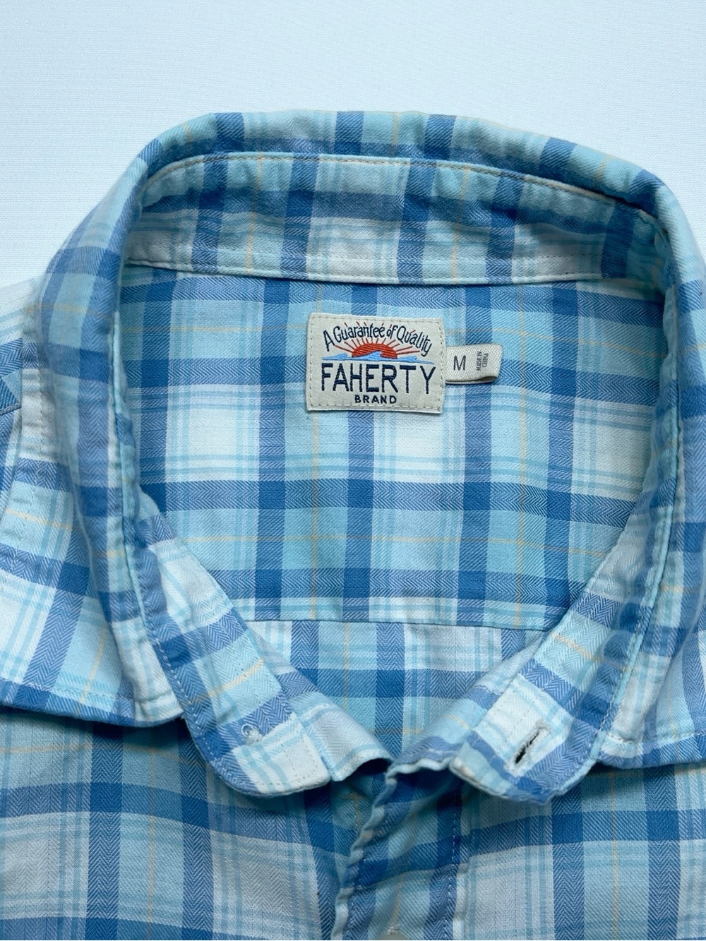 FAHERTY Button Down Shirt Mens Size Medium Long Sleeve Blue Plaid Huckberry - Picture 4 of 15